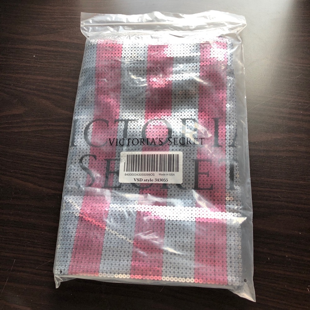 Victoria Secret - NEVER OPENED! Sequence Tote Bag